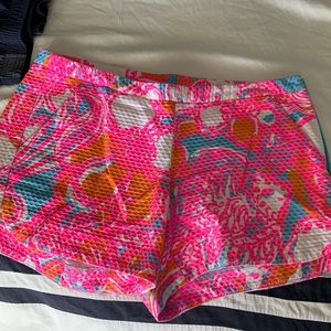 Lilly Pulitzer shorts size 4